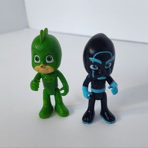 PJ Masks Frog Box Vinyl Figurine Lot- Green Gecko & Night Ninja